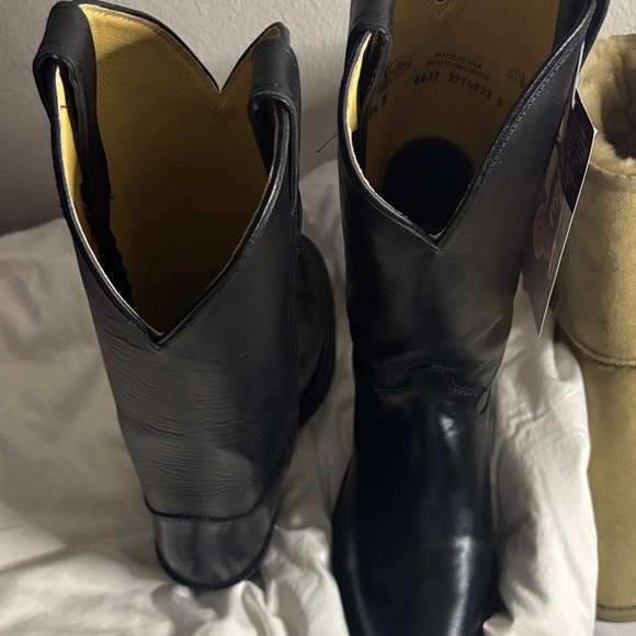 Justin Boots Black Leather Western Boots - Picture 4 of 5